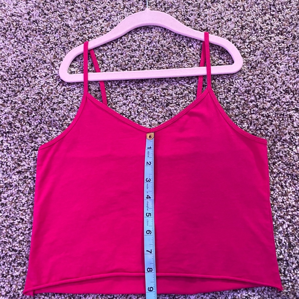 Hot pink tank💗